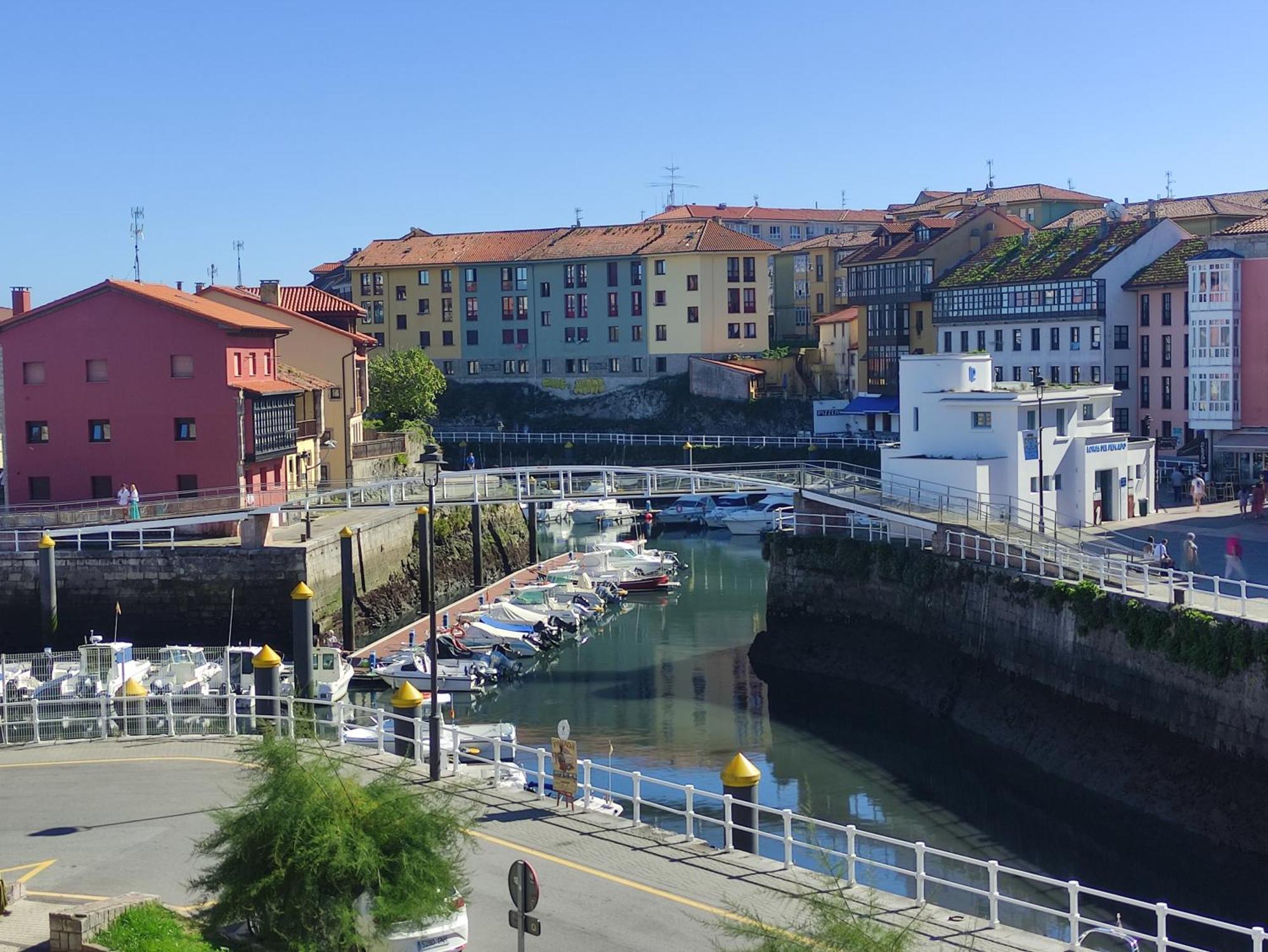 Hotel Puerto Rico Llanes Eksteriør billede